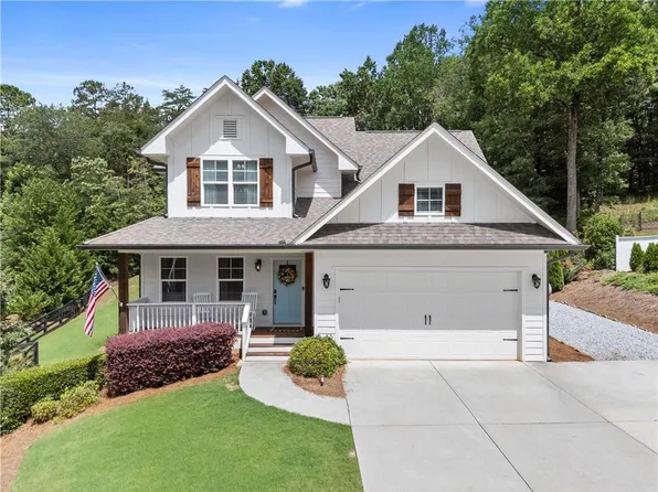 3513 Phoenix Cove Dr, Gainesville, GA 30506