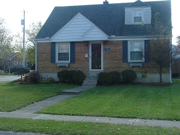 2nd image of 1170 E Lindsey Ave