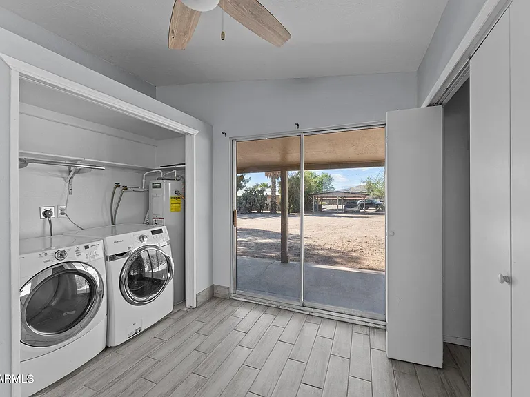 692 W Wickenburg Way #C — Photo 7
