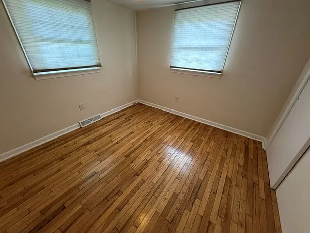 24 Malvern Dr — Photo 7