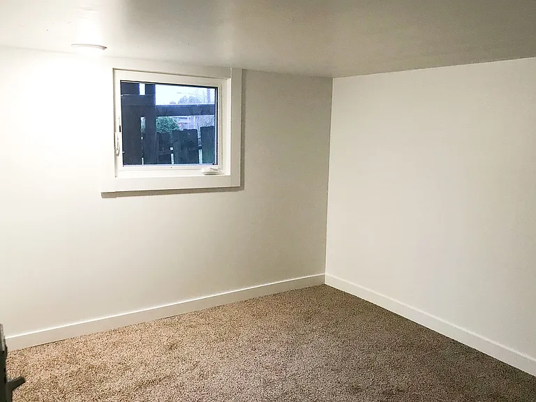 1525 Humboldt St — Photo 7