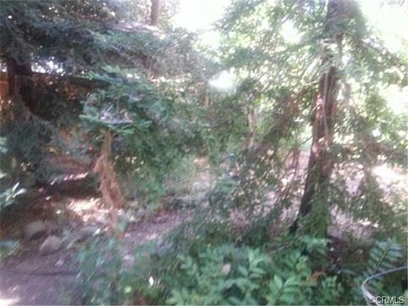 3rd image of 4890 Siskiyou Ave