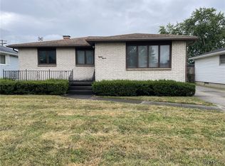 87 Crandon Blvd, Cheektowaga, NY 14225