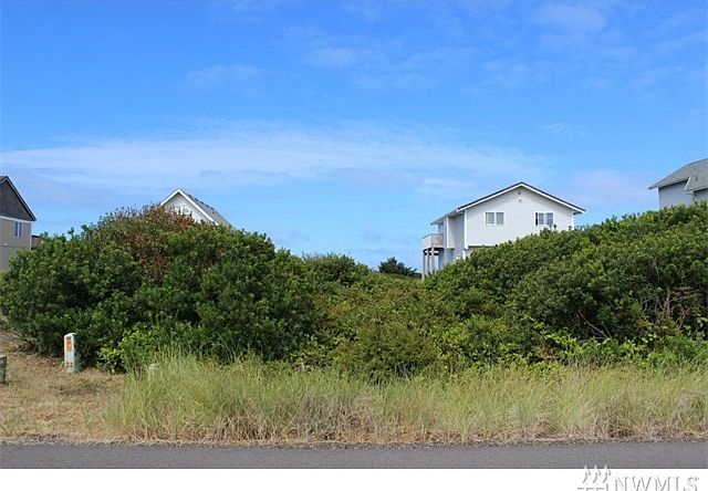 1st image of 987 S Sand Dune Ave SW