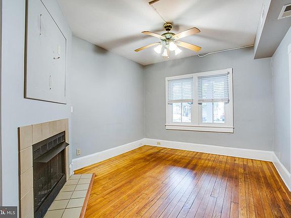 5th image of 313 Wolfe St