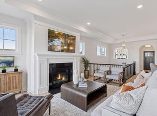 87 Spring Farm Rd, North Oaks, MN 55127