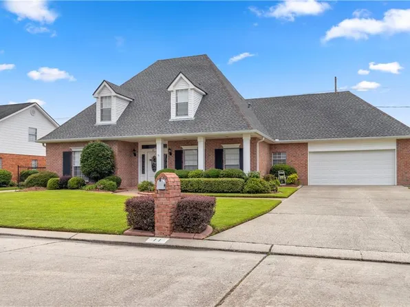 11 Oakley Dr, Marrero, LA 70072