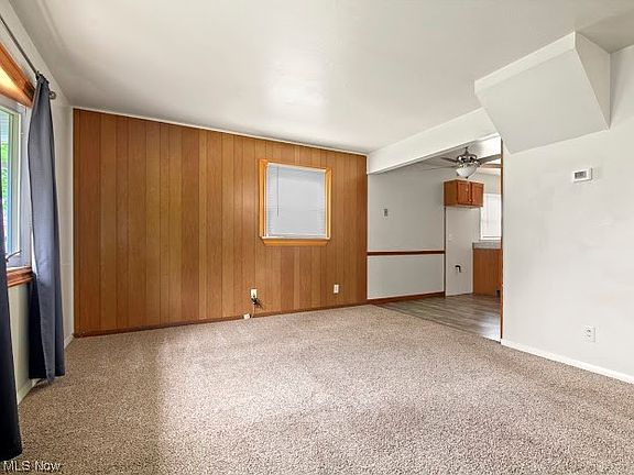 3rd image of 142 N Beverly Ave