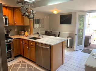 32 Phillips Ave, Norwood, MA 02062