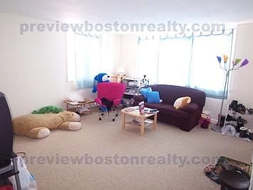 2nd image of 49 Boylston St #Jl1