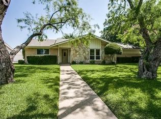 3327 Arawak Pl, Farmers Branch, TX 75234
