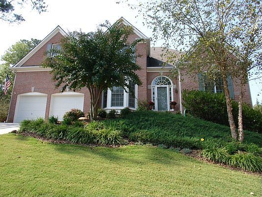 Curb Appeal Galore!