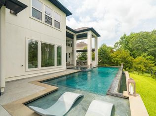 42 N Waterbridge Dr, Tomball, TX 77375
