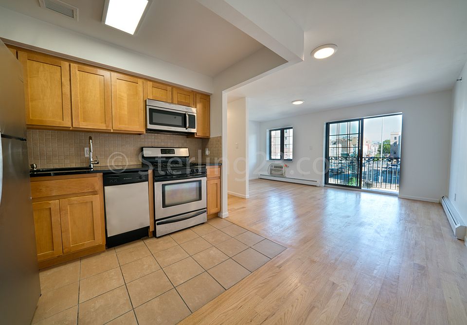 1st image of 22-14 Astoria Blvd #3G