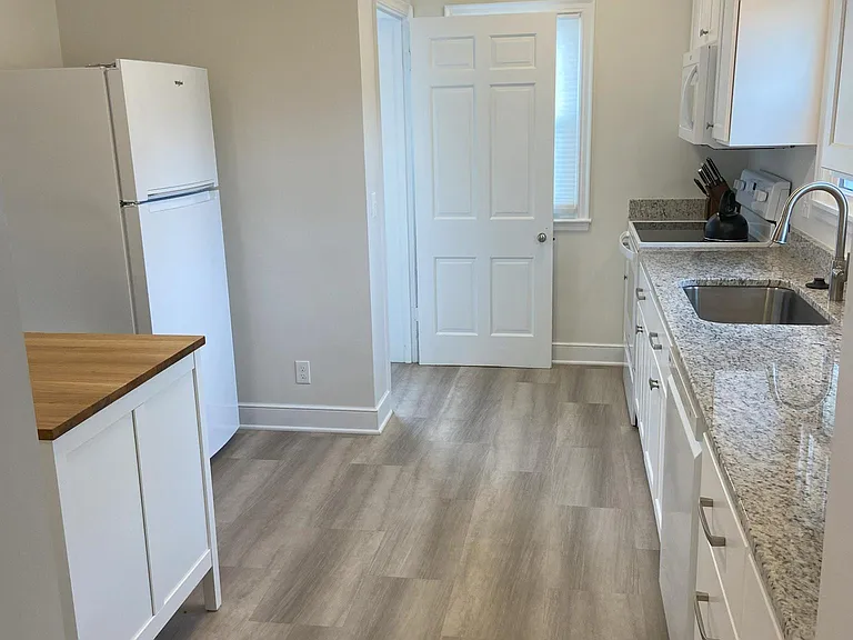 426 15th Ave SW — Photo 9