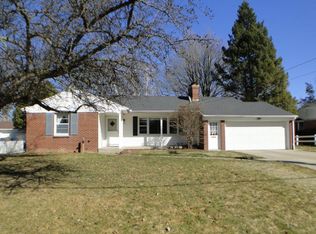 1944 Millbrook St SE, Grand Rapids, MI 49508