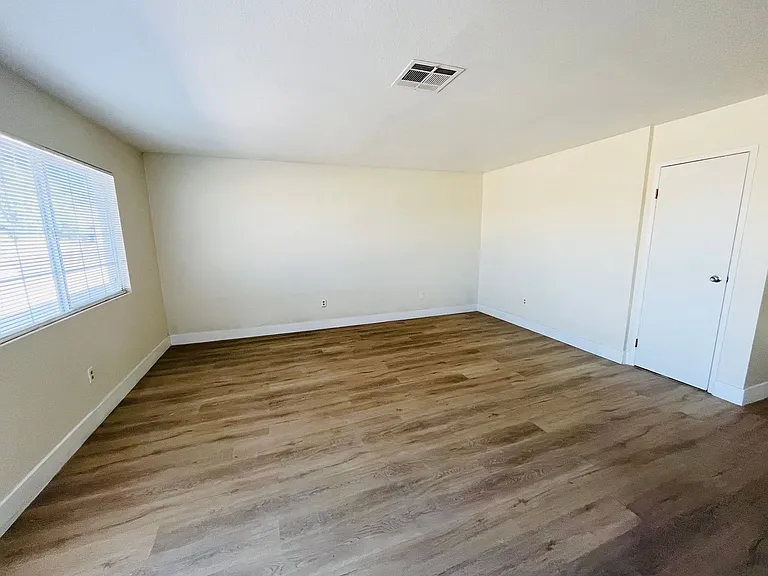 2572 W Main St — Photo 3