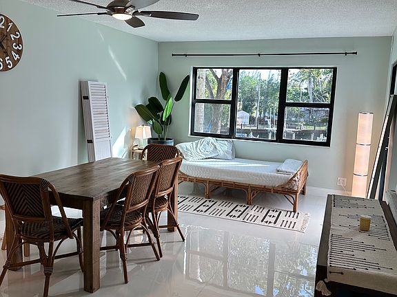 2nd image of 900 River Reach Dr APT 202
