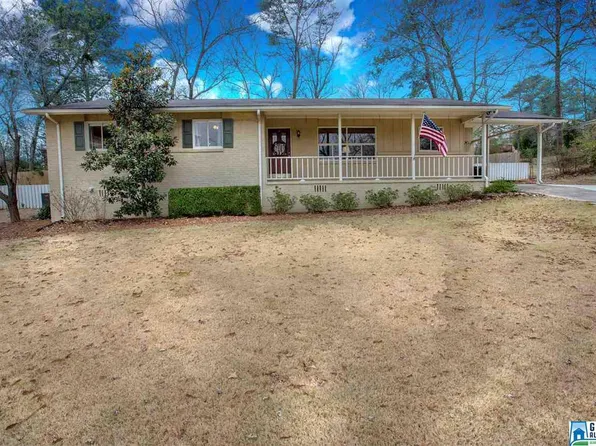 2548 Yorkmont Dr, Vestavia Hills, AL 35226