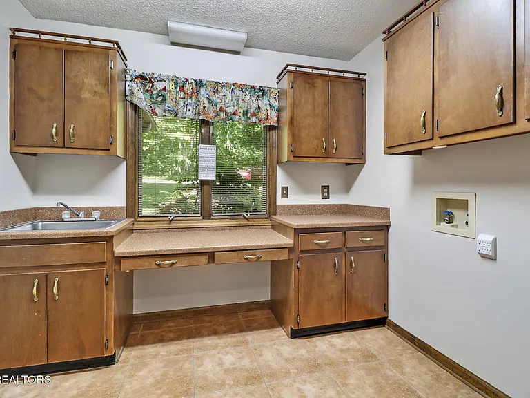 101 Walden Ridge Dr — Photo 21