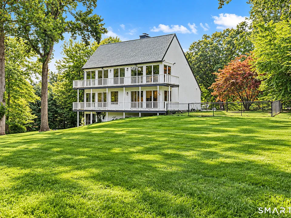 158 Steep Hill Rd