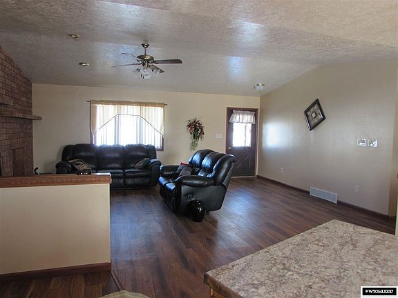 3rd image of 483 Quadrant Dr