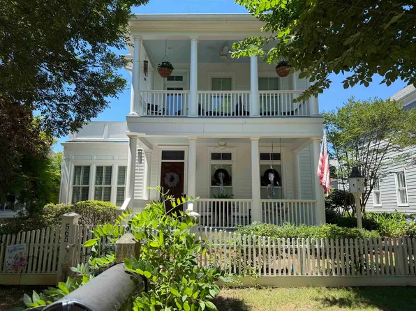 565 Sycamore St, Madison, GA 30650