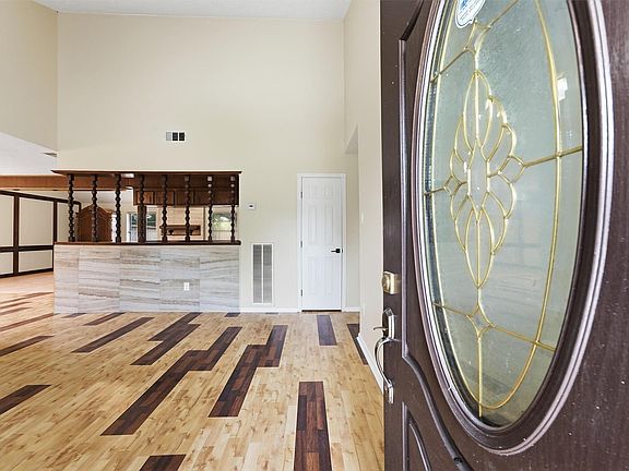 4th image of 11534 Sagepark Ln