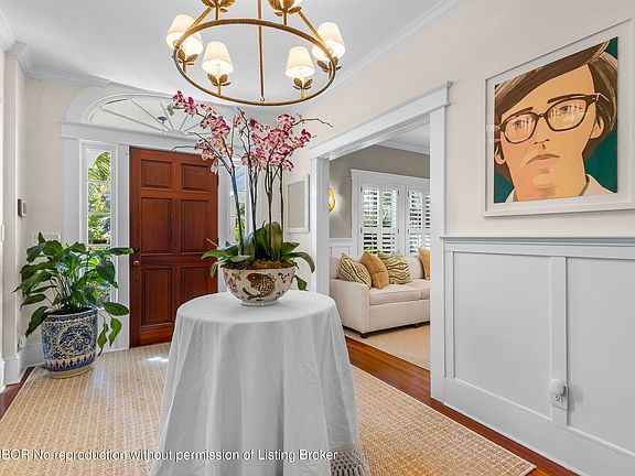 4th image of 321 Croton Way