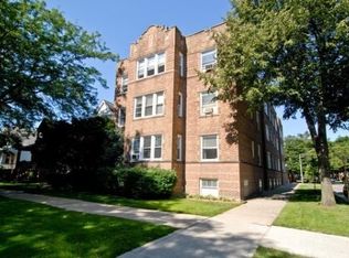 3801 W Cullom Ave #3, Chicago, IL 60618