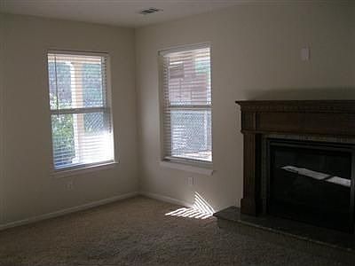 4th image of 822 Figueroa St