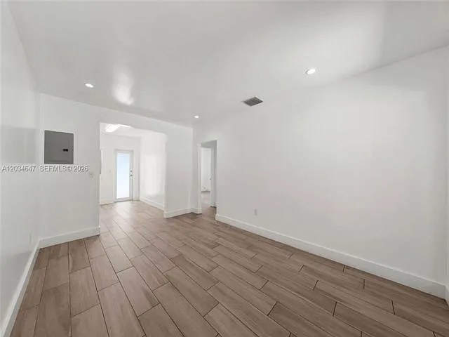 520 NW 104th St — Photo 9