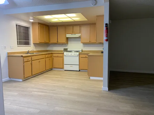 625 N Alameda Ave #A, Azusa, CA 91702