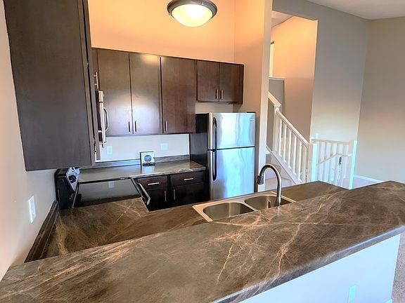 5th image of 937 Wescott Sq #937
