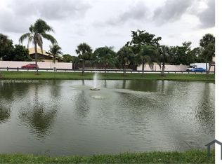 19558 NW 55th Circle Pl, Miami Gardens, FL 33055