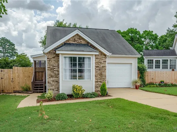 1031 Mockingbird Ln, Northport, AL 35476