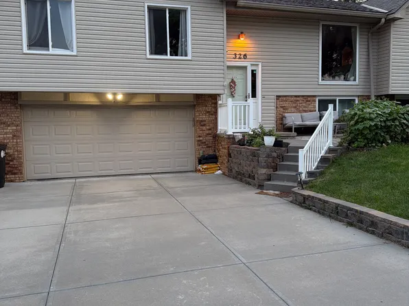 326 S 154th St, Omaha, NE 68154