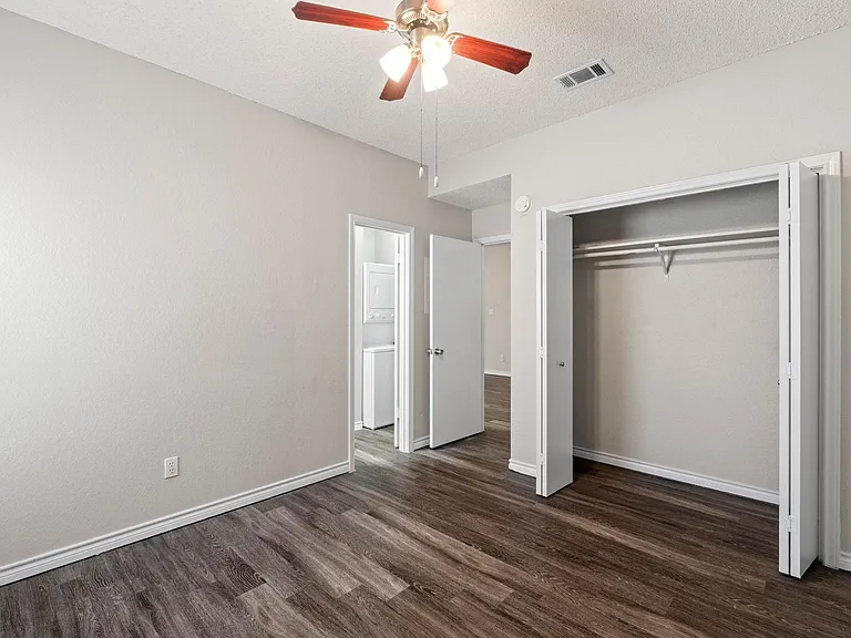 Three Villas- 2 Bedroom 2 Bathroom — Photo 11