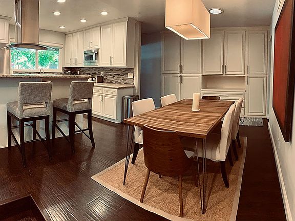 2nd image of 2648 Bridgeport Way
