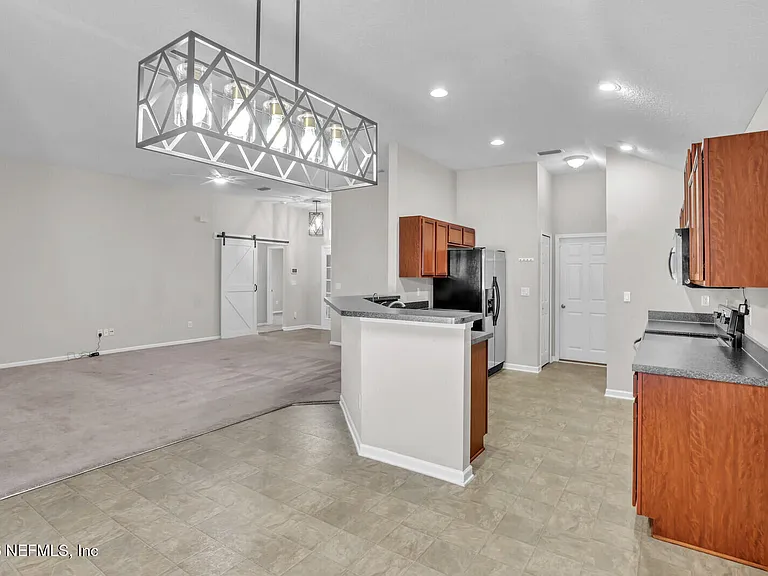 4892 Monroe Forest Dr — Photo 10
