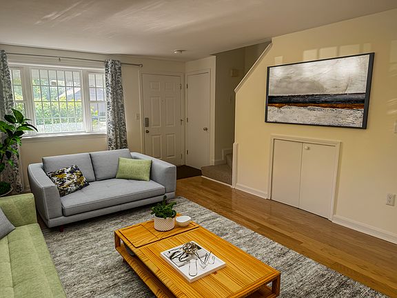 3rd image of 59 Kennedy Dr #59