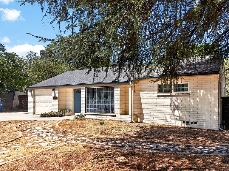 11164 Yardley Pl — Photo 3