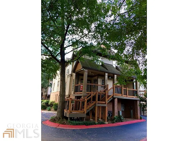 1348 Stillwood Chase photo 1