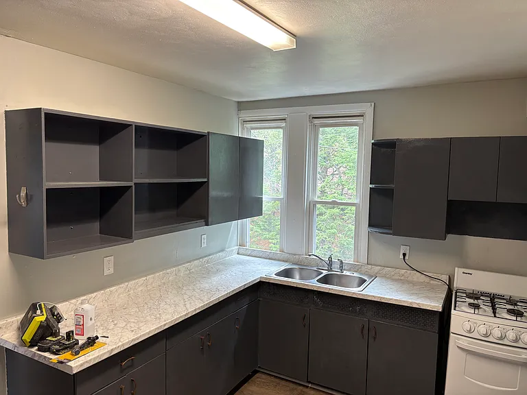230 E Fairview Ave #4 — Photo 8