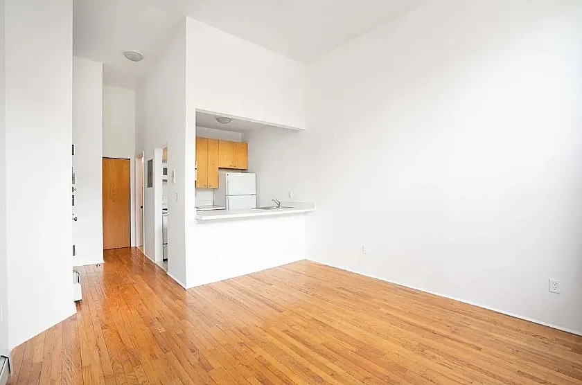 2034 5th Ave #1A