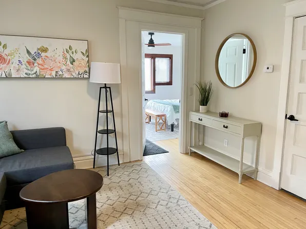 807 E 7th St #2, Duluth, MN 55805