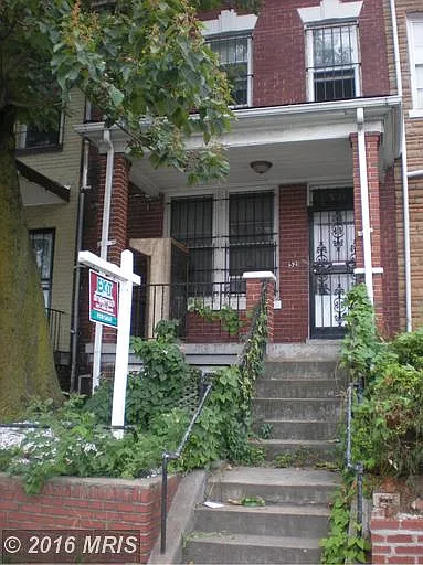 521 Florida Ave NE photo 1