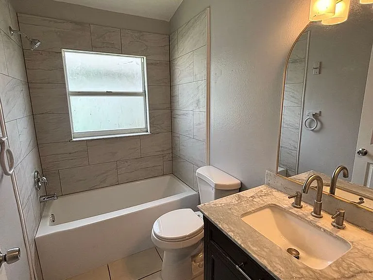 12804 Gettysburg Cir — Photo 24