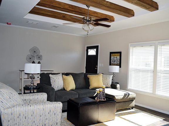 3rd image of 12535 Claremont Cir