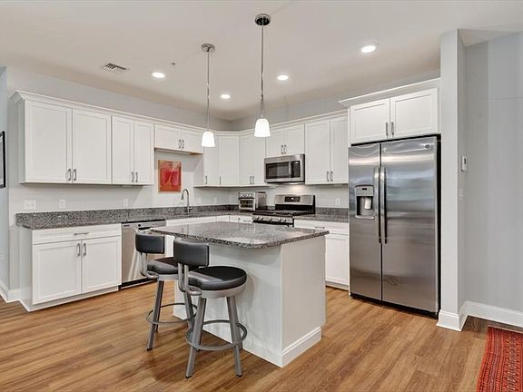 2nd image of 2 Longwood Ln #204